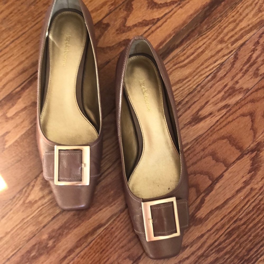 Liz Claiborne pumps